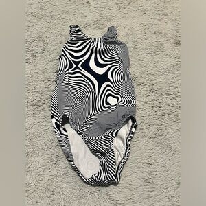 Girls Gymnastics Leotard, Garland Activewear, CL, Black and White
